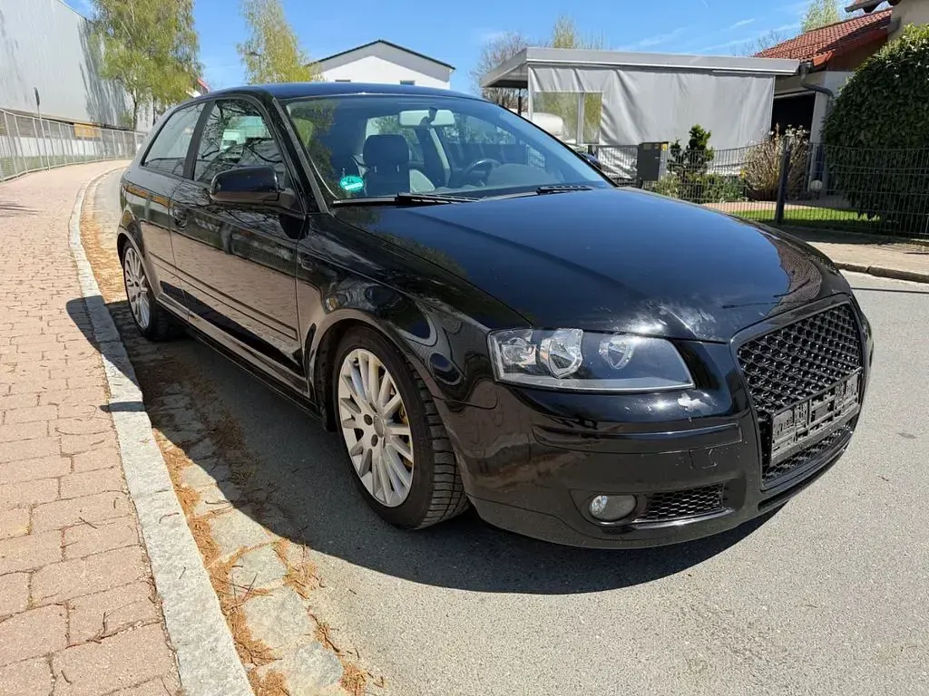 Second-hand Audi A3 Sport 160 CP (117 kW) 2007 Negru Hatchback