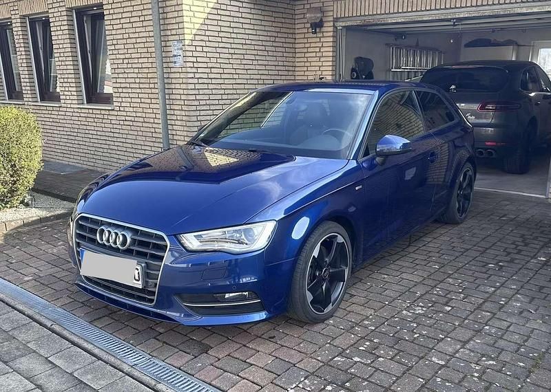 Gebraucht Audi A3 S-Line 179 PS (131 kW) 2015 Limousine