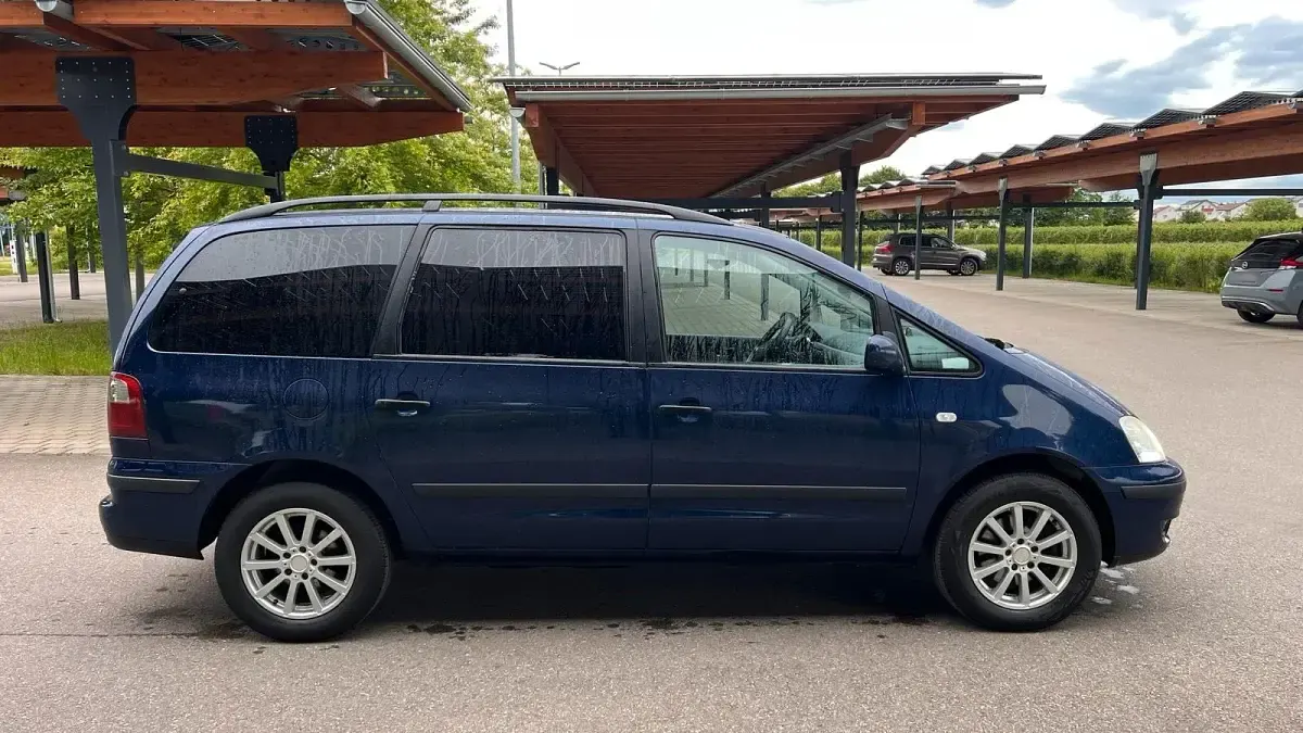 Gebraucht Ford Galaxy 115 PS (84 kW) 2005 Blau Van / Kleinbus