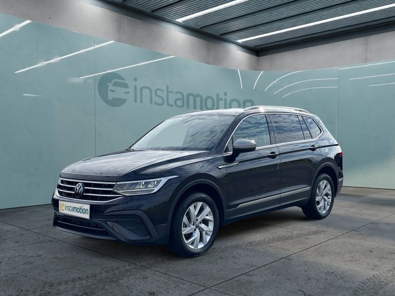 Schwarz Gebraucht 2024 VW Tiguan Allspace Life SUV | 41.092 € (Etwas zu teuer) - Bild 1/4