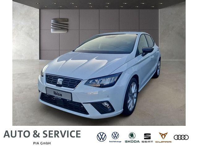 Weiß Gebraucht 2025 Seat Ibiza FR Limousine | 20.990 € (Fairer Preis) - Bild 1/4