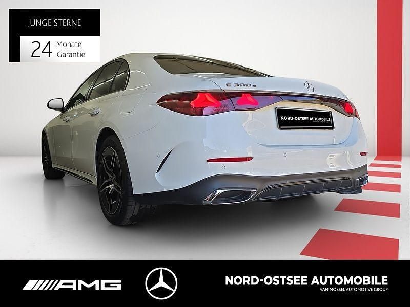 Gebraucht Mercedes E300 Night 204 PS (150 kW) 2024 Unilack polarweiß Limousine