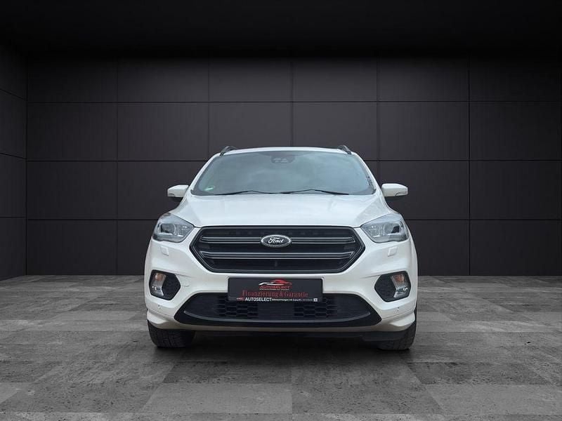 Usata Ford Kuga ST-Line 175 CV (128 kW) 2018 Bianco SUV
