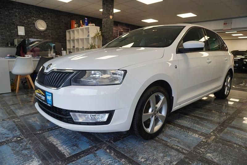 Gebraucht Skoda Rapid Elegance 105 PS (77 kW) 2013 Weiß Kleinwagen