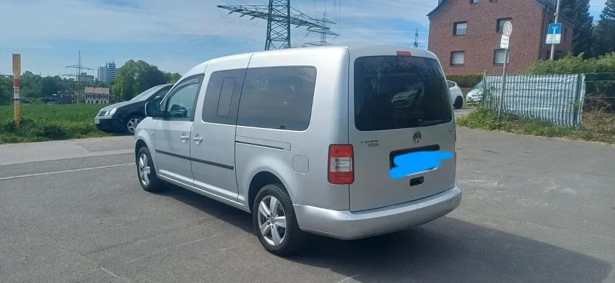 Second-hand VW Caddy Maxi 105 CP (77 kW) 2009 Gri Monovolum