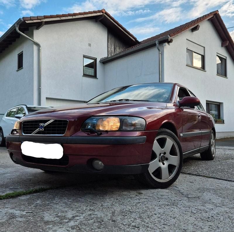 Rot Gebraucht 2000 Volvo S60 Limousine | 3.199 € - Bild 1/4
