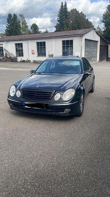 Gebraucht 2002 Mercedes E500 Avantgarde Limousine | 4.500 € (Superpreis) - Bild 1/4