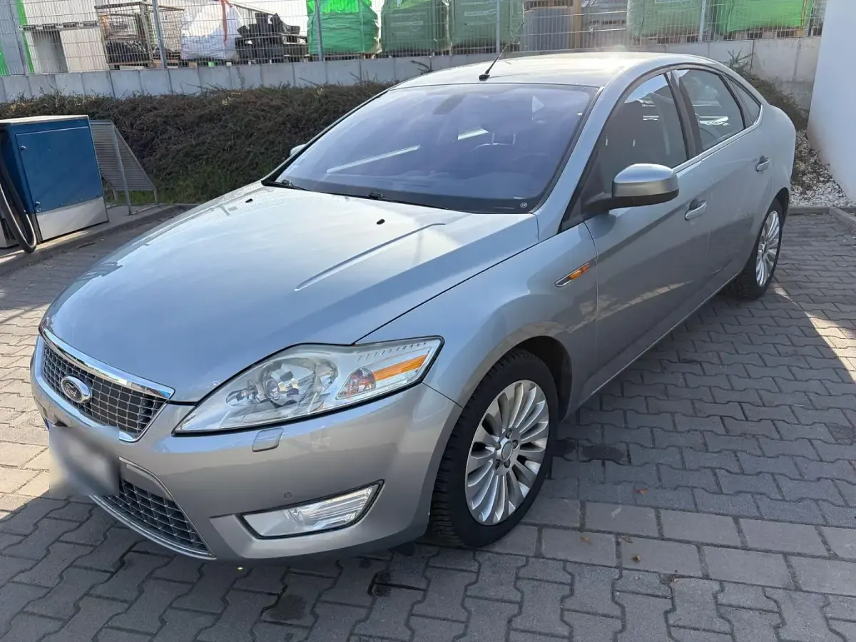 Gebraucht Ford Mondeo Titanium 203 PS (149 kW) 2010 Grau Limousine