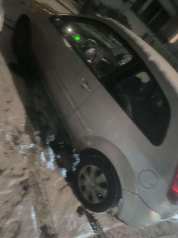 Second-hand Ford Courier 60 CP (44 kW) 2001 Monovolum