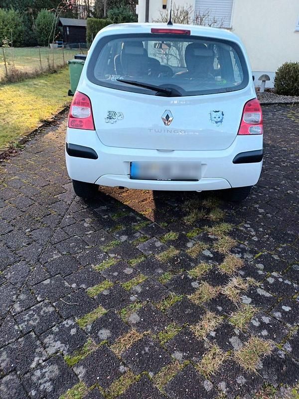 Gebraucht Renault Twingo Authentique 58 PS (42 kW) 2010 Weiß Kleinwagen