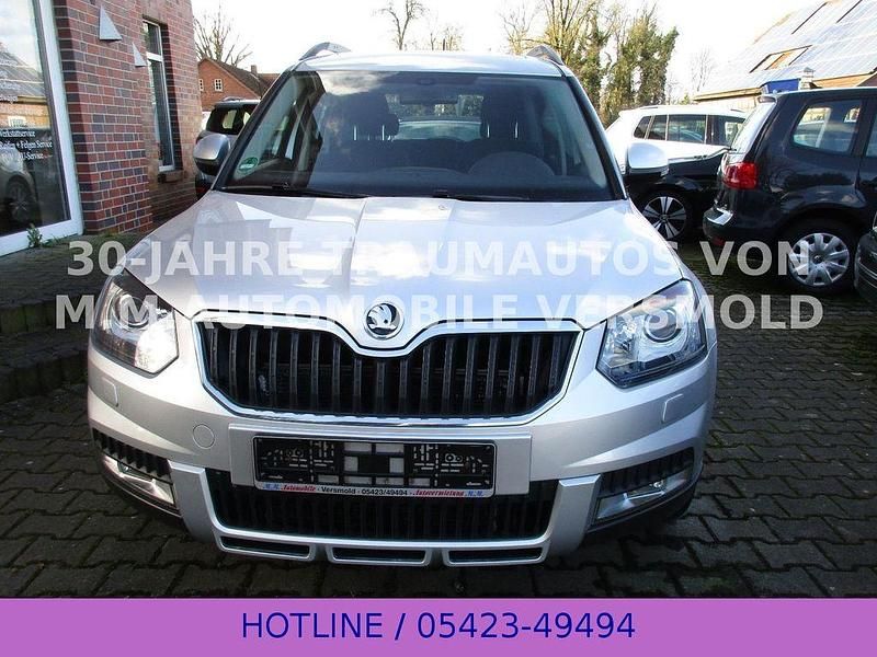 Silber Gebraucht 2015 Skoda Yeti Adventure SUV | 14.600 € (Etwas zu teuer) - Bild 1/4