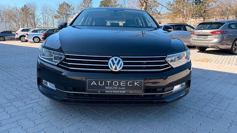 Gebraucht VW Passat 150 PS (110 kW) 2018 Schwarz Kombi
