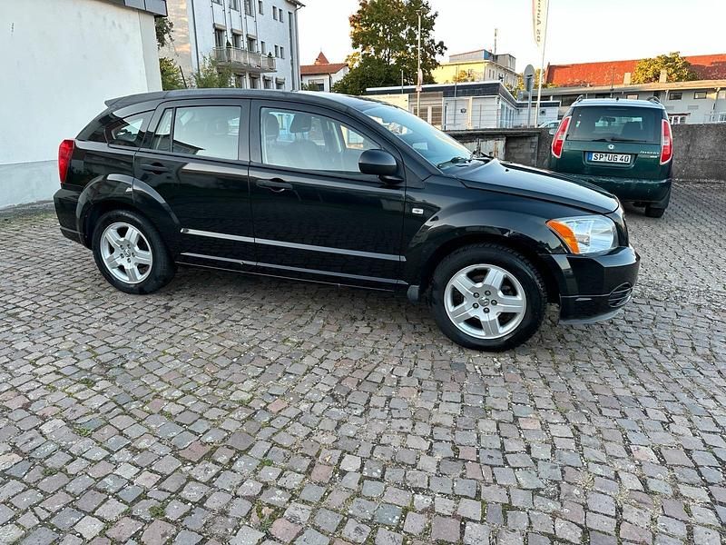 Grau Gebraucht 2009 Dodge Caliber Kleinwagen | 4.650 € - Bild 1/4
