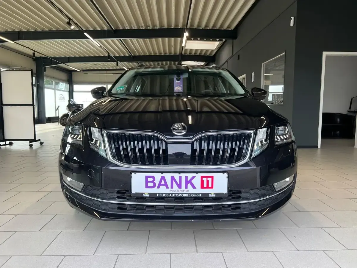 Gebraucht Skoda Octavia Style 190 PS (139 kW) 2019 Schwarz Kombi