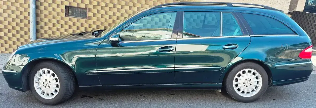 Gebraucht Mercedes E200 163 PS (119 kW) 2005 Grün Kombi