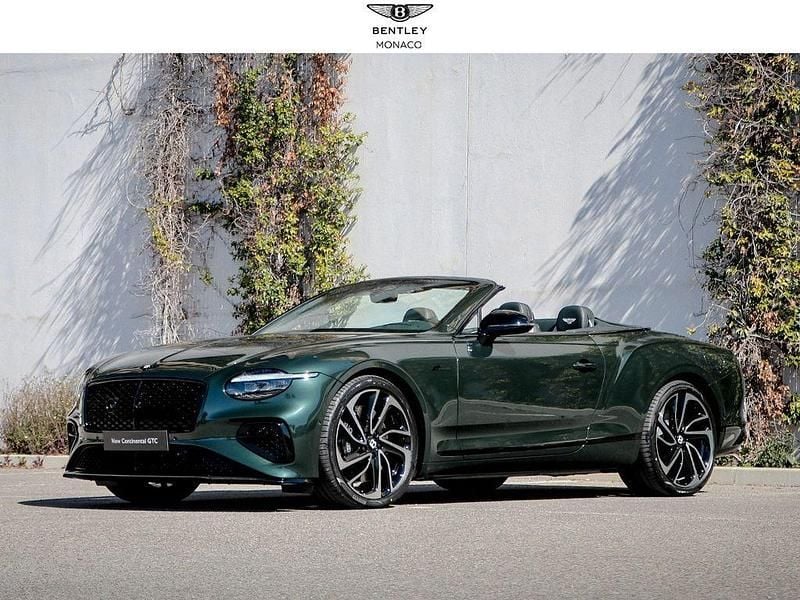 Neu Bentley Continental 2026 Grün Cabrio
