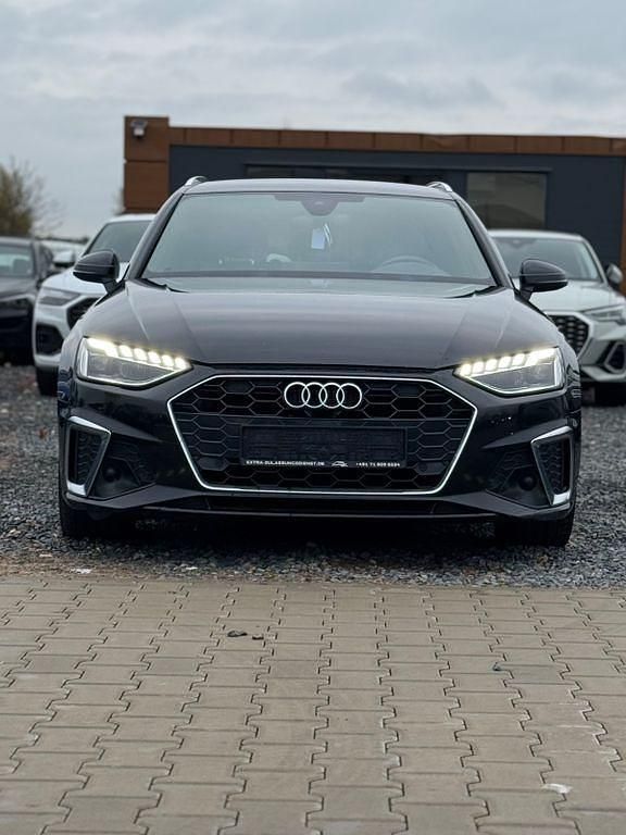 Gebraucht Audi A4 S-Line 163 PS (119 kW) 2021 Schwarz Kombi