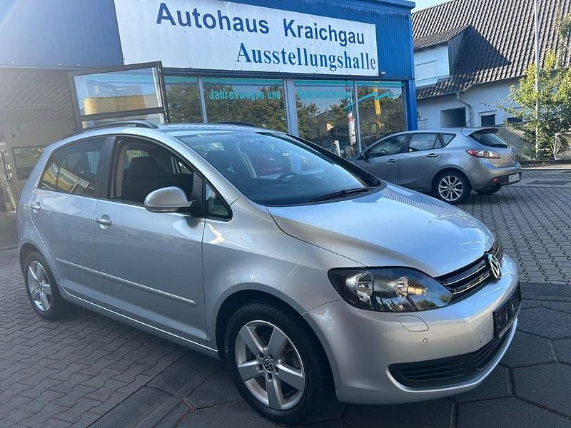 Silber Gebraucht 2012 VW Golf VII Comfortline Limousine | 8.350 € (Guter Preis) - Bild 1/4