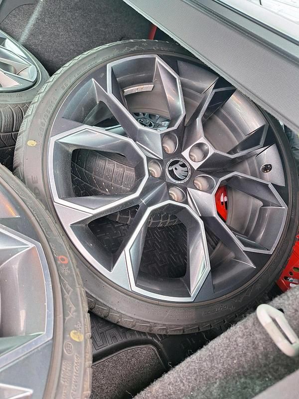 Gebraucht Skoda Octavia RS 220 PS (161 kW) 2015 Weiß Kleinwagen