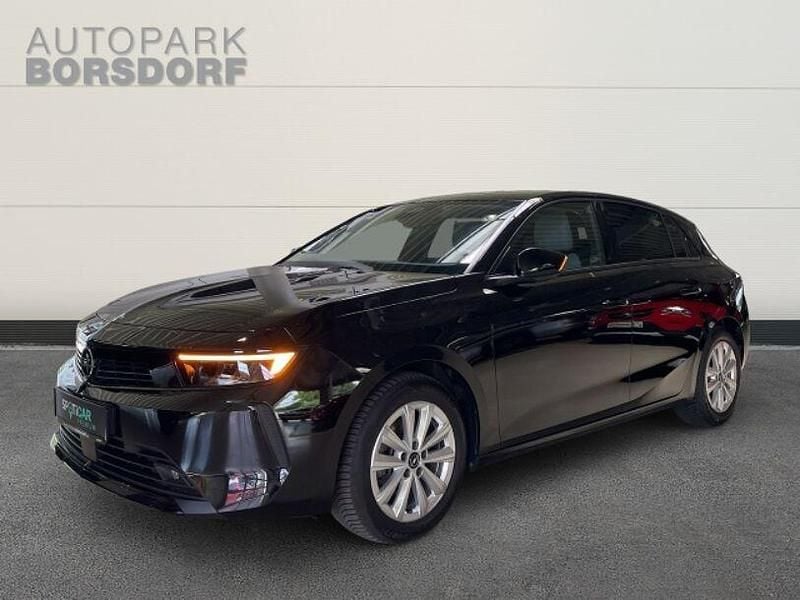 Lackierung schwarz perla nera/typ aussenverkleidung perlmutt Gebraucht 2024 Opel Astra Elegance Limousine | 22.870 € (Fairer Preis) - Bild 1/4