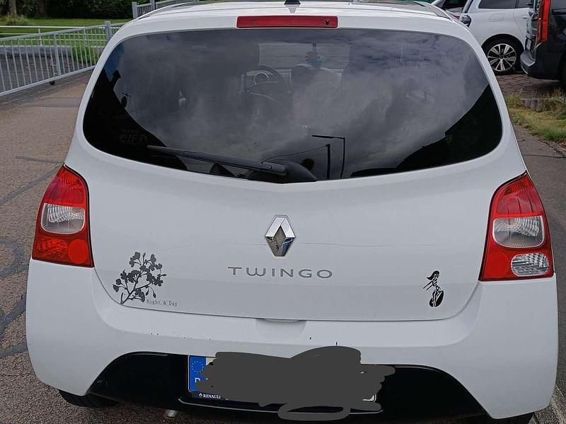 Gebraucht Renault Twingo 76 PS (55 kW) 2009 Weiß Kleinwagen