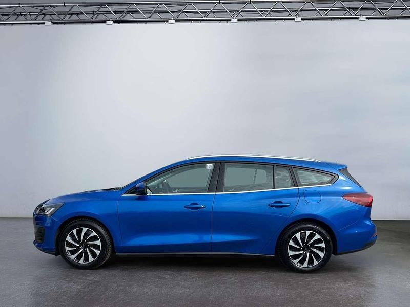 Gebraucht Ford Focus Titanium 155 PS (114 kW) 2024 Blau Kombi