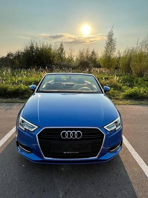 Usata Audi A3 Design 150 CV (110 kW) 2018 Blu Berlina