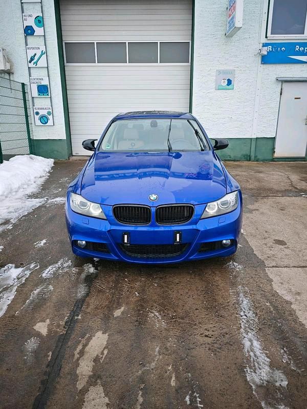 Gebraucht BMW 335 Shadowline 306 PS (225 kW) 2011 Violet Limousine