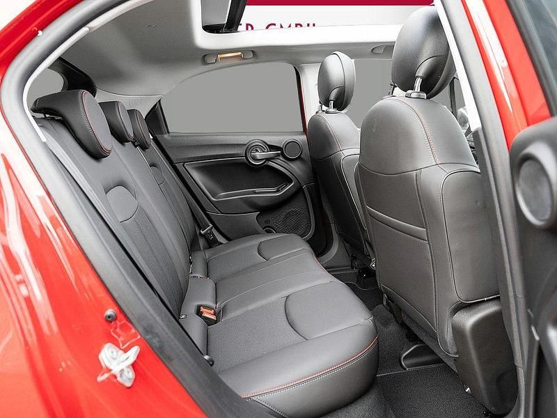 Gebraucht Fiat 500X Dolcevita 131 PS (96 kW) 2024 Rot SUV