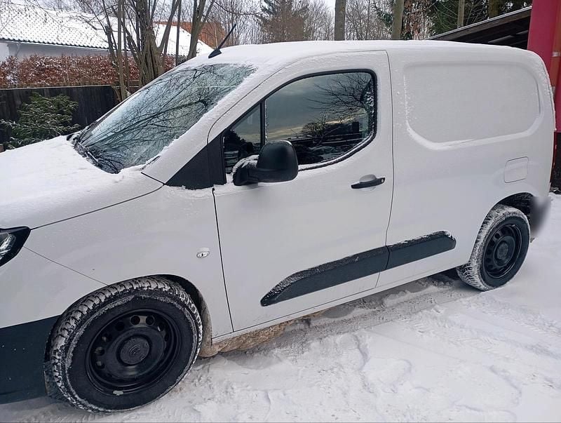 Gebraucht Toyota Proace City City 100 kW (136 PS) 2025 Weiß Van / Kleinbus