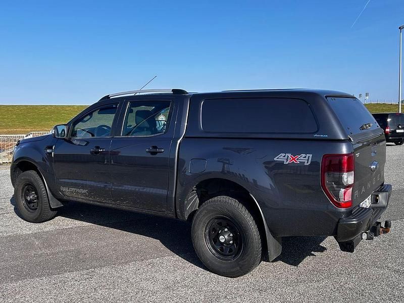 Gebraucht Ford Ranger Wildtrack 200 PS (147 kW) 2015 Grau Pickup