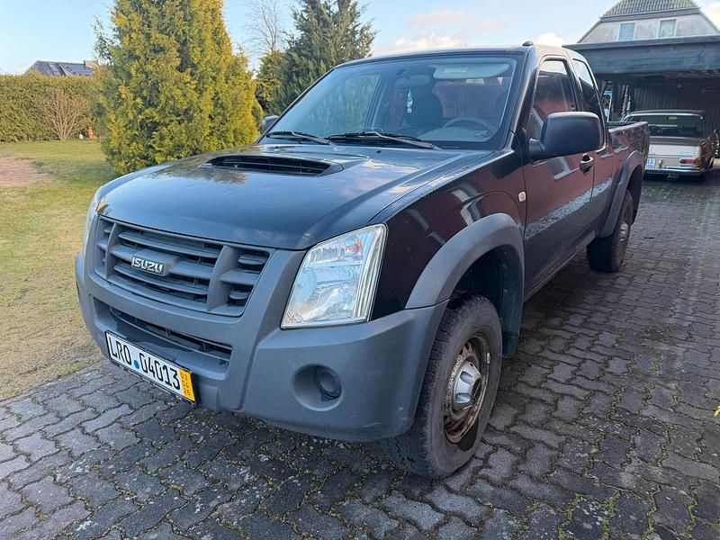 Gebraucht Isuzu D-Max 136 PS (100 kW) 2008 Schwarz Pickup