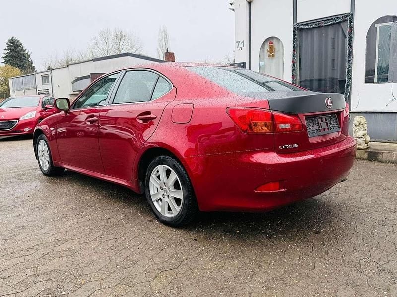 Gebraucht Lexus IS220d Sport Line 177 PS (130 kW) 2008 Red mica cs Limousine