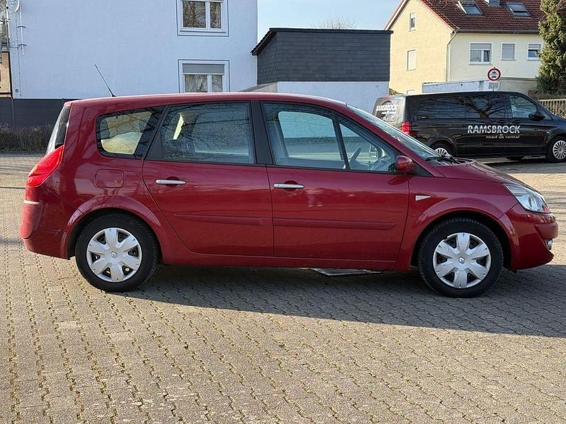 Gebraucht Renault Scénic II Avantage 111 PS (81 kW) 2009 Rot Van / Kleinbus