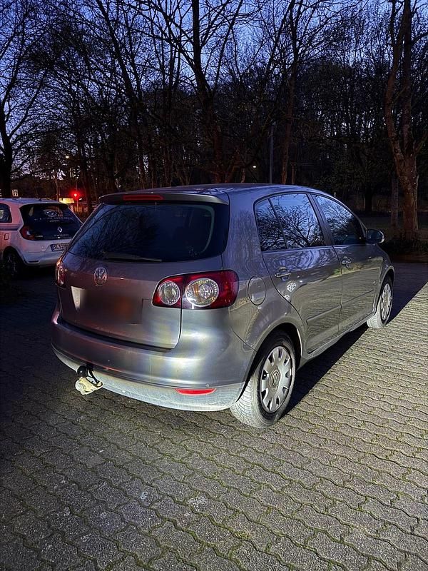 Gebraucht VW Golf Plus Cross 105 PS (77 kW) 2008 Grau Van / Kleinbus