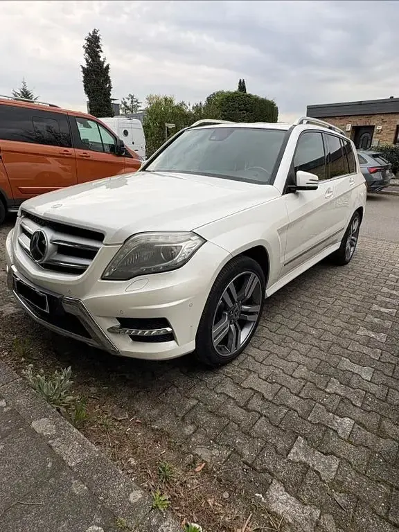 Gebraucht Mercedes GLK350 265 PS (194 kW) 2012 Weiß SUV