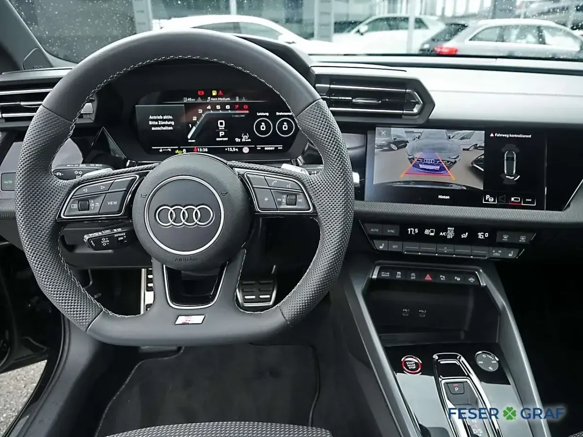 Gebraucht Audi S3 Sport 333 PS (244 kW) 2025 Mythosschwarz metallic Limousine