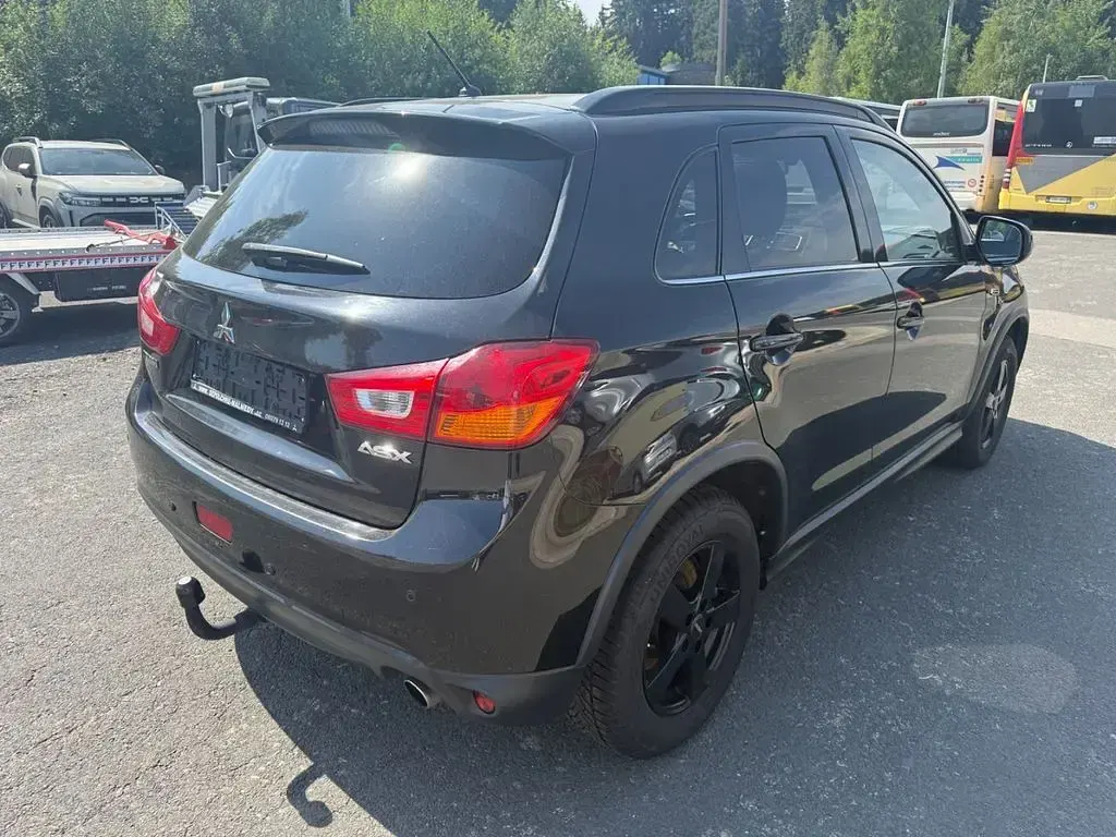 Gebraucht Mitsubishi ASX Plus 150 PS (110 kW) 2015 Schwarz SUV