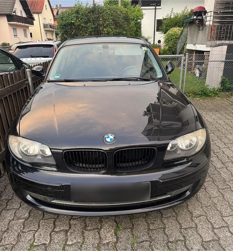 Gebraucht BMW 116 129 PS (94 kW) 2007 Schwarz Kleinwagen