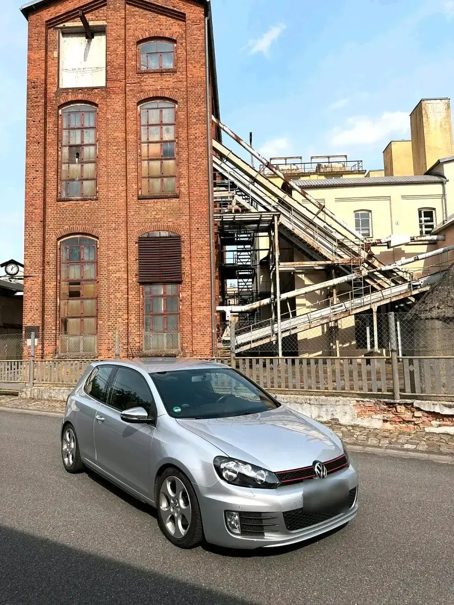 Gebraucht VW Golf VI GTI 280 PS (205 kW) 2012 Silber Kleinwagen