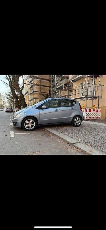 Gebraucht Mercedes A150 95 PS (69 kW) 2009 Andere farben Limousine