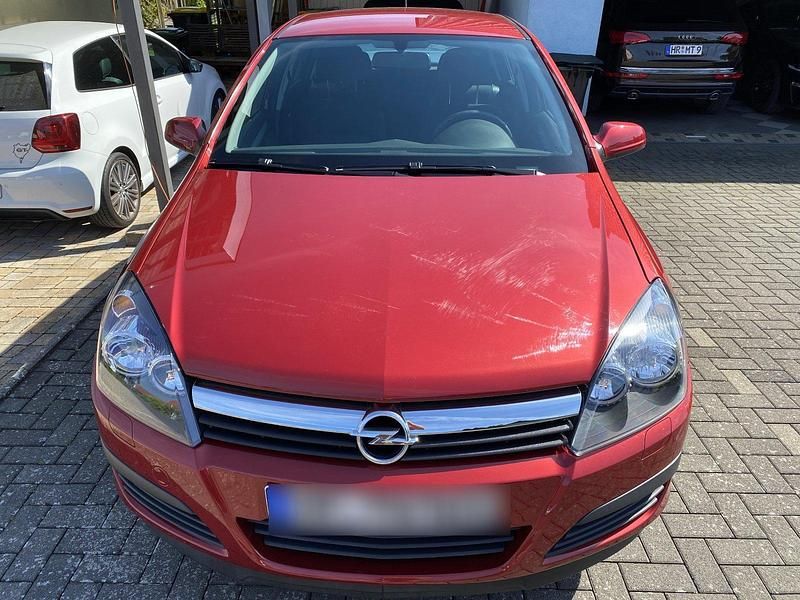 Gebraucht Opel Astra Edition 90 PS (66 kW) 2006 Rot Limousine