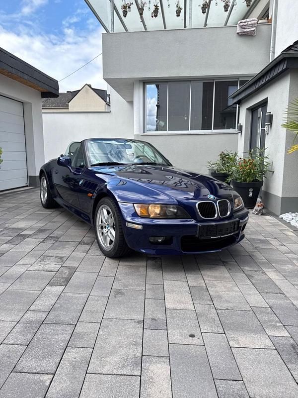 Blau Gebraucht 1997 BMW Z3 Cabrio | 16.000 € (Etwas zu teuer) - Bild 1/4