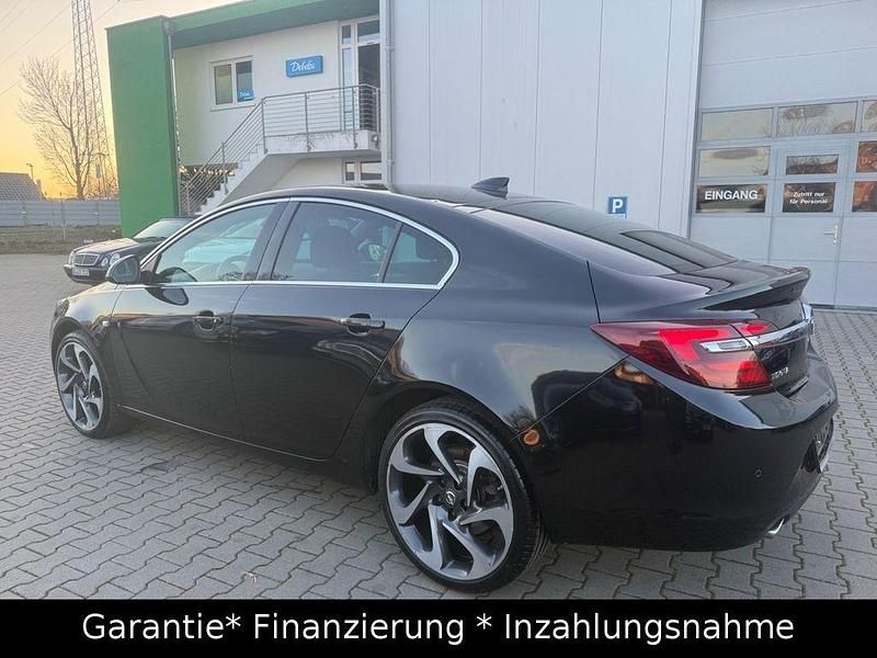 Gebraucht Opel Insignia 170 PS (125 kW) 2016 Schwarz Limousine