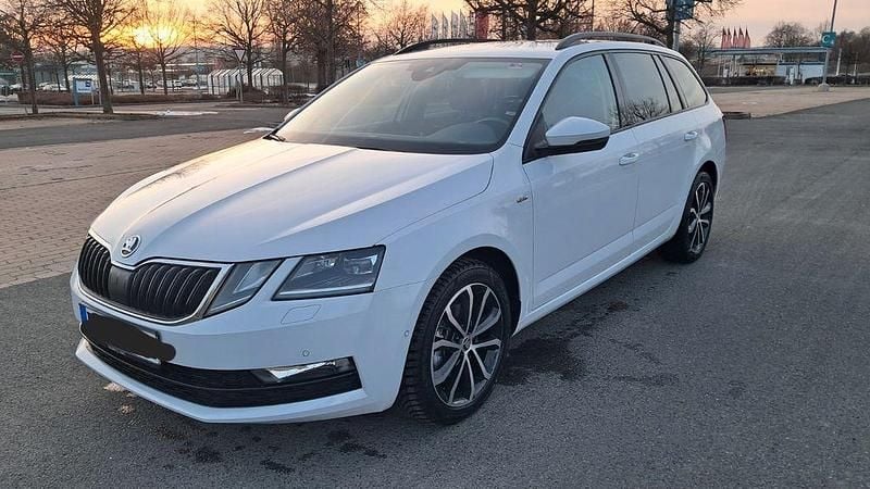 Gebraucht Skoda Octavia Soleil 150 PS (110 kW) 2020 Weiß Kombi