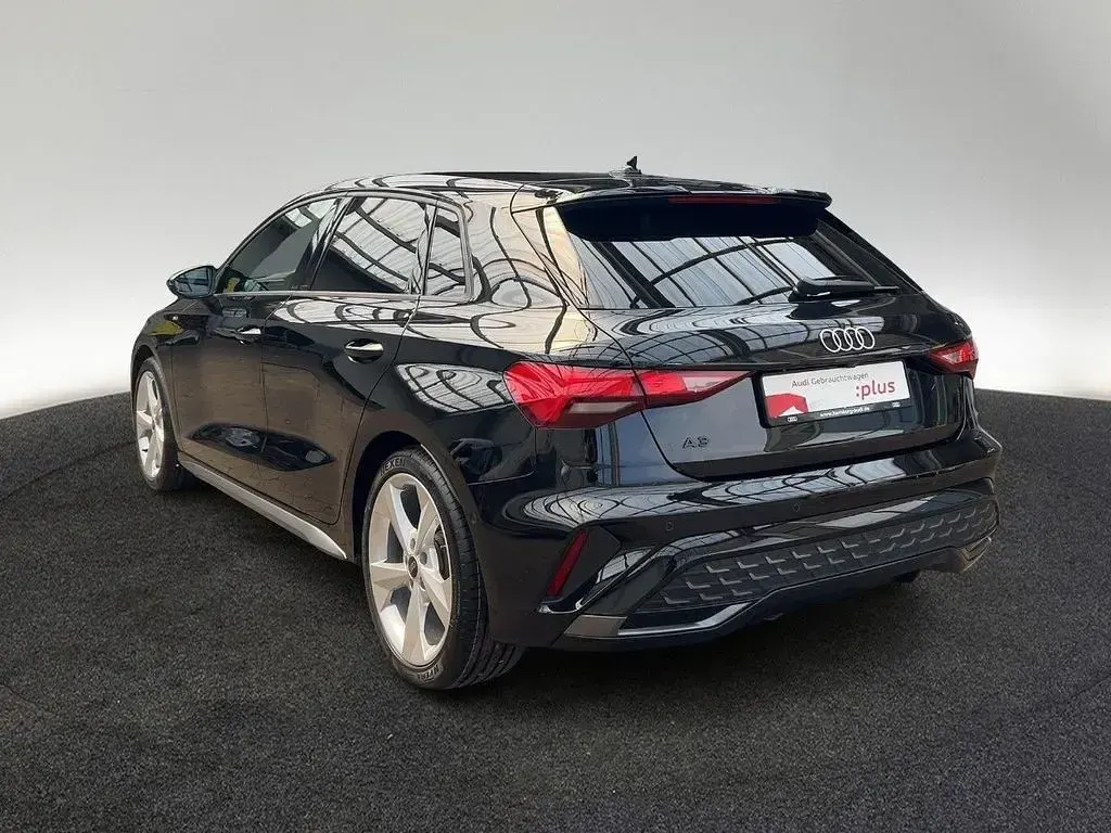Gebraucht Audi A3 S-Line 150 PS (110 kW) 2025 Mythosschwarz metallic Limousine