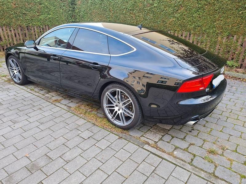 Schwarz Gebraucht 2012 Audi A7 Sportback Kleinwagen | 15.500 € (Fairer Preis) - Bild 1/4