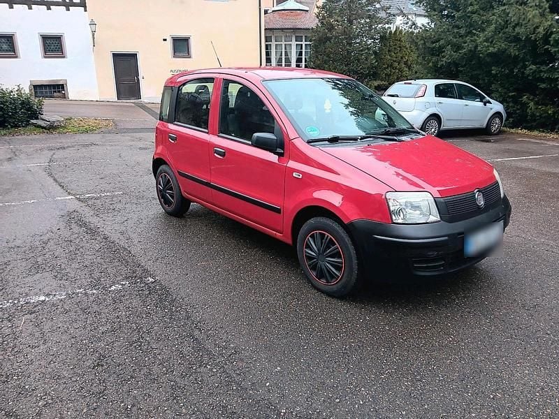 Gebraucht Fiat Panda 40 PS (29 kW) 2009 Rot Kleinwagen