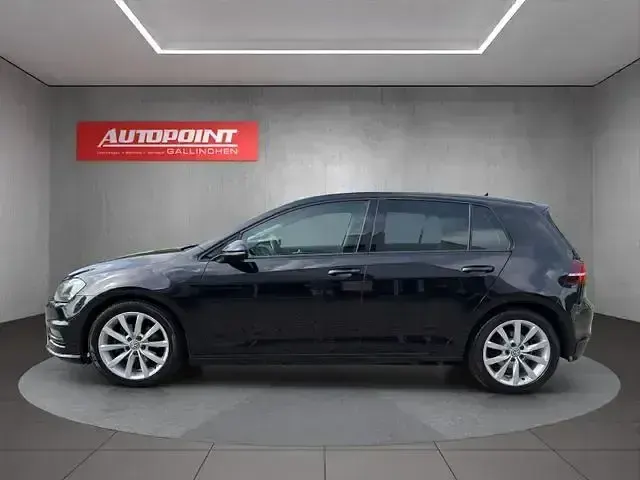 Gebraucht VW Golf VII Highline 150 PS (110 kW) 2014 Schwarz Limousine