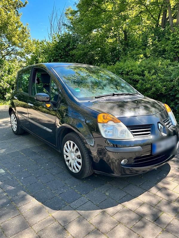 Second-hand Renault Modus 101 CP (74 kW) 2005 Andere farben Monovolum